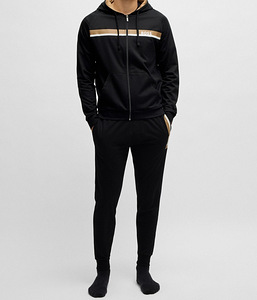 Новый костюм Hugo Boss, Prada, Versace, D&G (9 фото из 9)