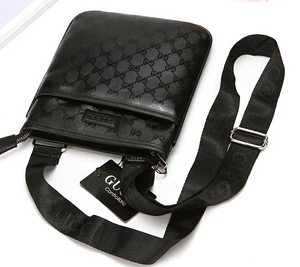 Uued õlakotid Armani / Gucci / Supreme (2 foto / 8)