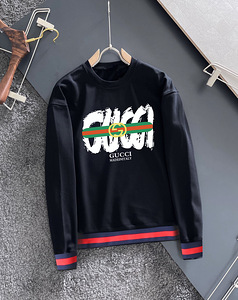 Uus meeste kampsunid Gucci, Armani (1 foto / 3)