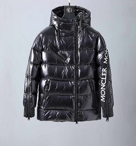 Uued joped Moncler (6 foto / 9)