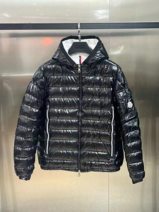Uued joped Moncler (4 foto / 9)