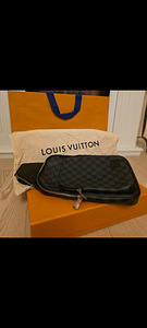Louis Vuitton Sling bag. Original. (2 foto / 4)