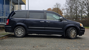 Chrysler grand voyager (8 foto / 14)