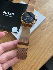 Fossil Julianna Gen 5 (3 foto / 3)