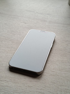 iPhone 13 Pro 128GB Silver (4 foto / 8)