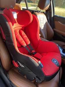 Автокресло peg Perego (2 фото из 5)
