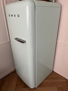 Smeg retro külmkapp (5 foto / 6)