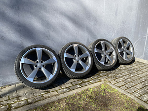 Audi Rotor 20 Original x Sailun Ice Blazer шипованные шины (2 фото из 10)