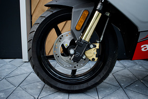 Aprilia SR50R 2018 2T (10 foto / 10)
