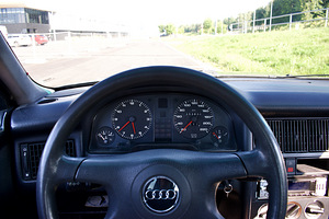 Audi 80 B4 1.9TD 55KW 1993 (11 foto / 15)