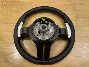 BMW F30 F31 M-sport rool koos airbag-iga (Aftermarket) (2 foto / 3)