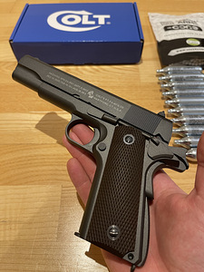 НОВЫЙ KWC/Cybergun Colt M1911 Airsoft 6mm пистолет CO2 Blowb (8 фото из 9)