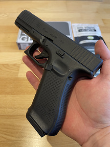 UUS UMAREX Glock 17 gen 5 Airsoft 6mm püstol CO2 Blowback (9 foto / 10)