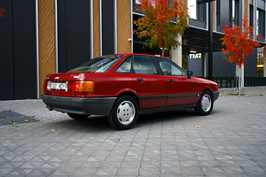 Audi 80 B3 1.9D 50kW 1990 (6 foto / 15)