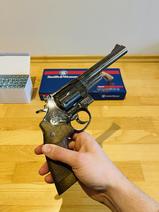 НОВЫЙ UMAREX SMITH & WESSON M29 6,5" 4,5mm CO2 воздушный рев (7 фото из 10)