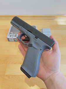 UUS UMAREX Glock 17 gen 5 Airsoft 6mm püstol CO2 Blowback (10 foto / 10)