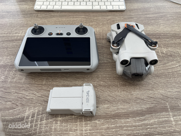 DJI Mini 3 Pro + DJI RC2 пульт + дополнительный аккумулятор
