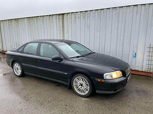 Volvo S80 2.5 TDI 103kw manuaal (2 foto / 10)