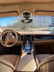 Porsche Panamera (5 foto / 6)