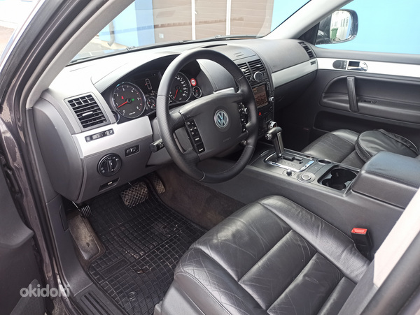 Volkswagen Touareg 3.0 TDI со стандартной трансмиссией (фото #6)