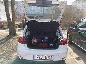 Seat ibiza (10 foto / 10)