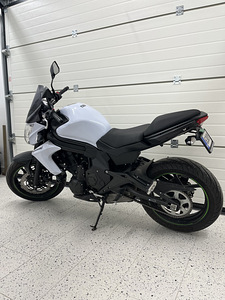 KAWASAKI ER-6N (2 foto / 4)
