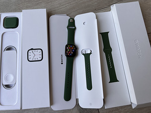 Apple Watch 7 45mm GPS Green (1 foto / 3)