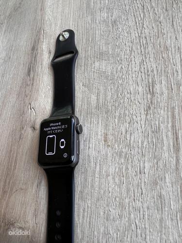 Apple Watch 3 38 мм космический серый (фото #3)