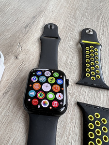 Apple Watch 8 45mm GPS (2 foto / 2)