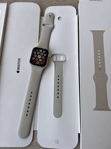 Apple Watch SE 40mm GPS+Cellular 2nd Gen Starlight (2 foto / 3)