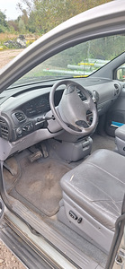 Chrysler Voyager 3.3 V6 116kw Atm (7 foto / 10)