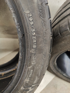 Michelin Pilot Super Sport 295/35/ZR18 (6 foto / 6)