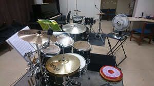 Обучение игре на барабанах в Ласнамяэ