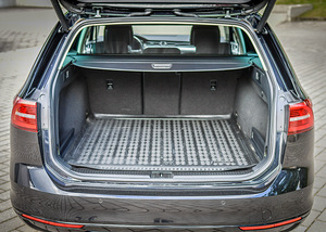 Müüa Volkswagen Passat (10 foto / 10)