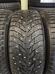 215 60 R 17 Nokian Hakkapeliitta 8 SUV (3 foto / 4)