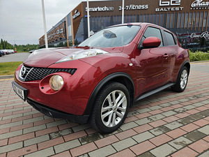 Nissan Juke 1.6 86 кВ (3 фото из 11)