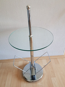 Abilaud ajakirjade hoidjaga (1 foto / 2)
