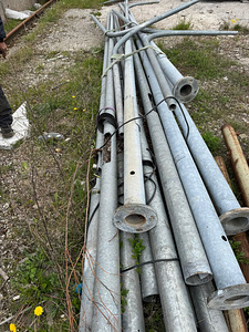 Tsingitud postid + betoonalused! (1 foto / 3)