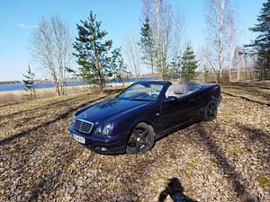 Mercedes-benz clk320 cabrio (6 foto / 11)