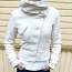 Женская белая куртка на подкладке (фото #2)