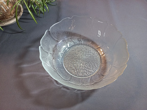 Serveerimiskauss 2,7 l (1 foto / 6)