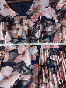 Новое платье / выпускное платье размера L-XXL (3 фото из 3)