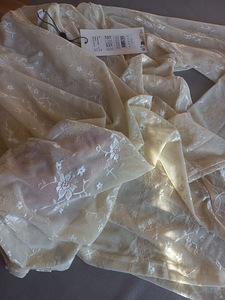 KAFFE CURVE uus helekreemikas pluus s L. (2 foto / 3)