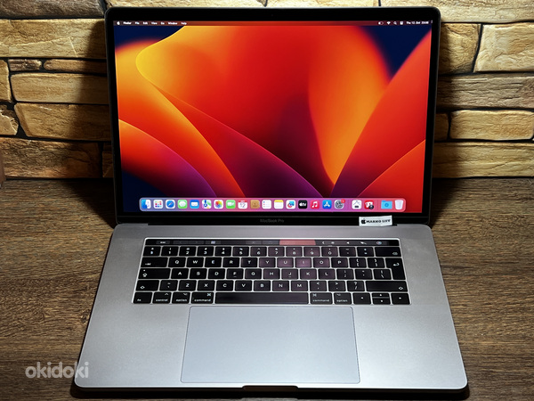 Apple Macbook Pro 16 ГБ/256 ГБ/i7 (15 дюймов, 2017), серый космос (фото #1)