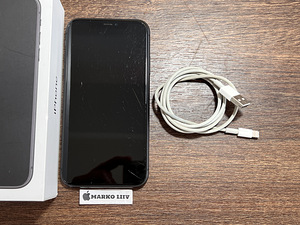 Apple iPhone 11 64gb, Black (2 foto / 3)