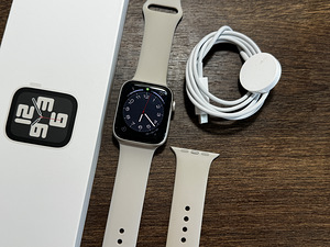 Apple Watch SE 2022, 45mm, Starlight GPS