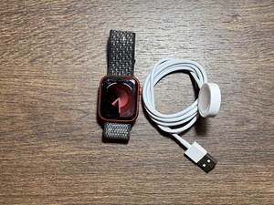 Apple Watch Series 6, 40mm, Red GPS