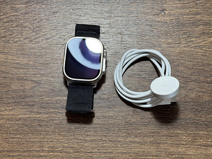 Apple Watch Ultra 1st Gen, 49mm, Titanium (2 foto / 3)