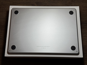 Apple Macbook Air M2 256GB/8GB (13-inch, 2022), Silver FRA (3 foto / 3)