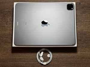 Apple iPad Pro 11" (2021) 3rd Gen 128gb, Wifi, Space Grey (3 foto / 3)
